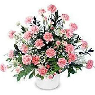 Heartfelt Tribute Arrangement