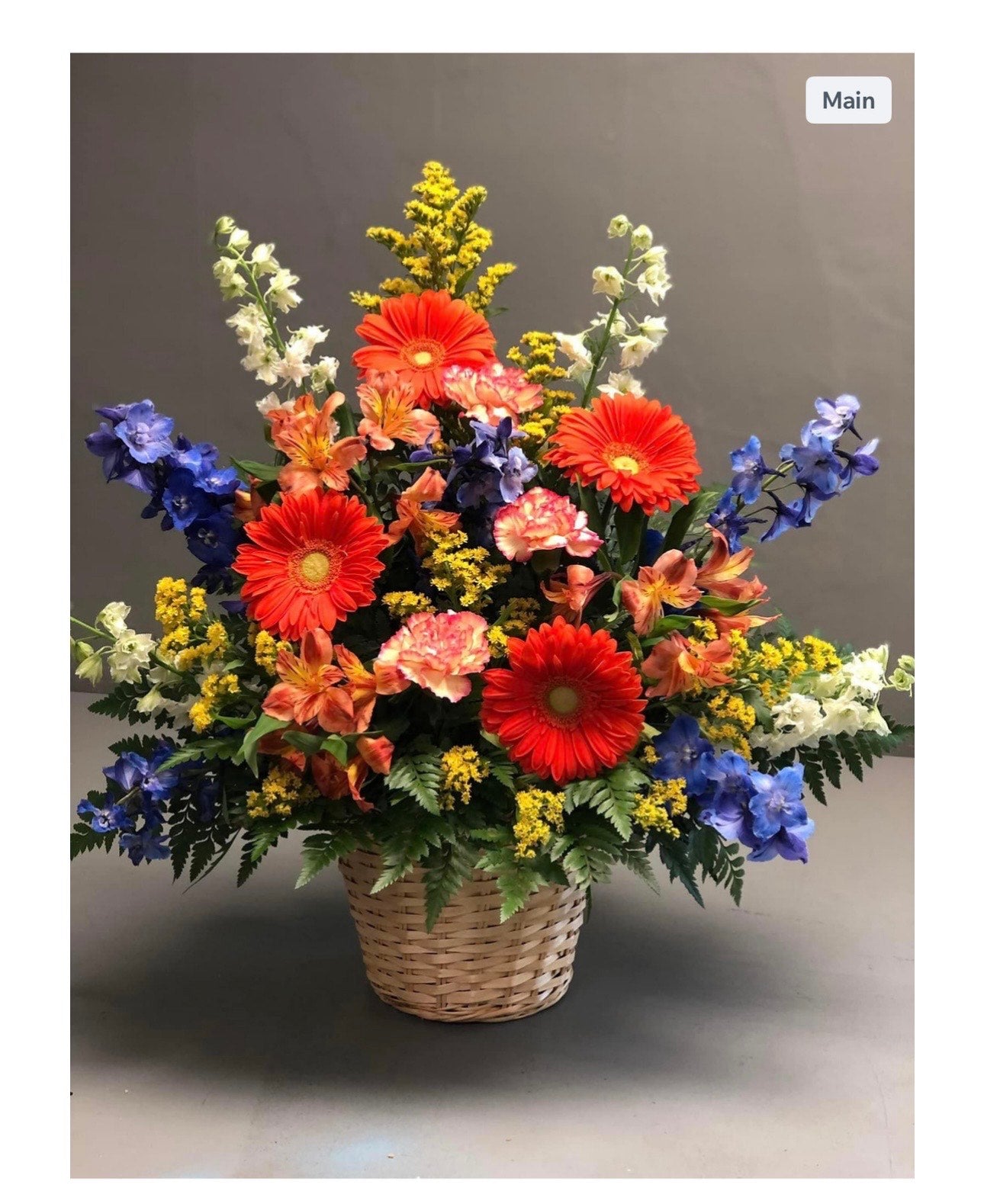 Heartfelt Tribute Arrangement